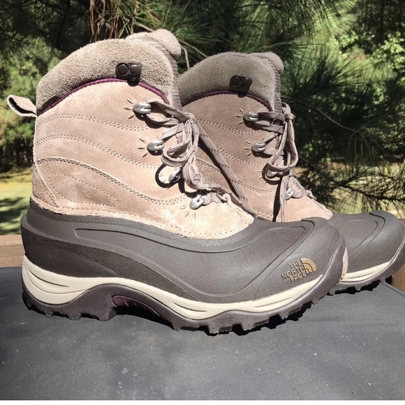 The North Face Women’s Primaloft  Outdoor Hiking Boots Sz 8.5 - Picture 2 of 6